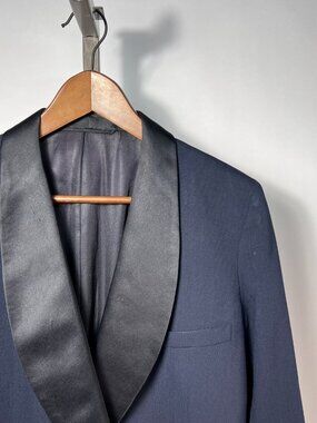 VTG MARSHALL FIELD & Co. 42R w/Black Satin Shawl Lapel Navy Blue  Dinner Jacket
